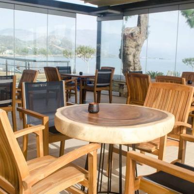Cafe Restaurant Nautilus Bay Hotel 01